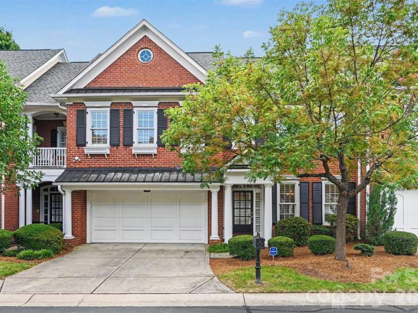 7526 Bluestar Lane, Charlotte, NC 28226.  MLS# CAR4415270, YatesRealty ID 45532. 