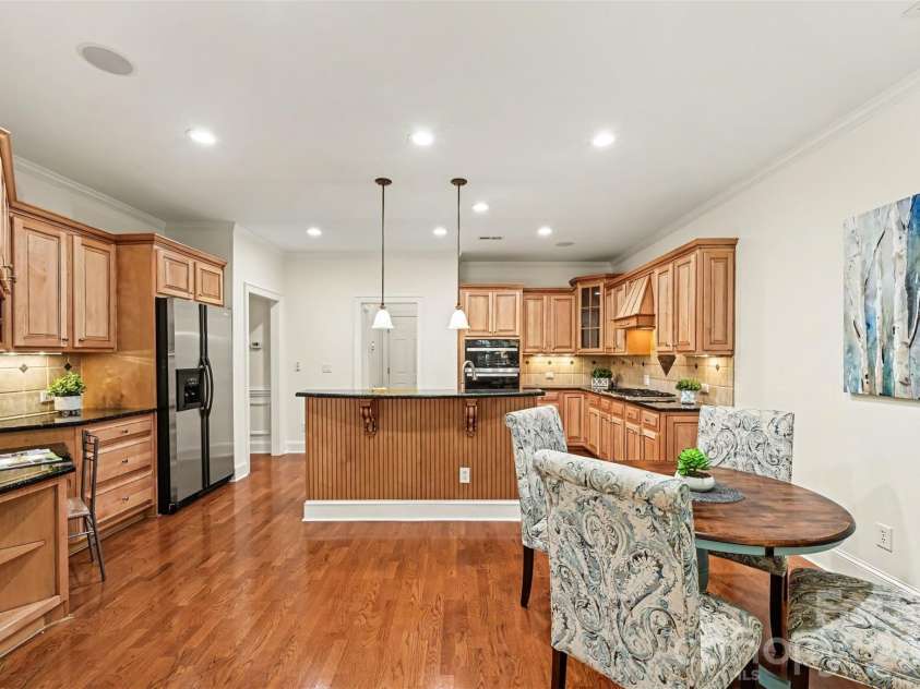 7526 Bluestar Lane, Charlotte, NC 28226.  MLS# CAR4415270, YatesRealty ID 45532. 