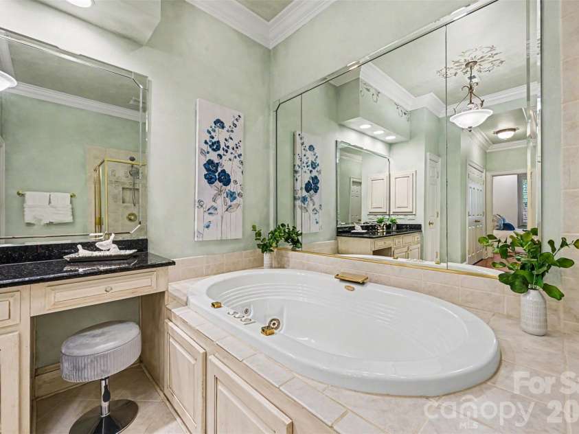 7526 Bluestar Lane, Charlotte, NC 28226.  MLS# CAR4415270, YatesRealty ID 45532. 