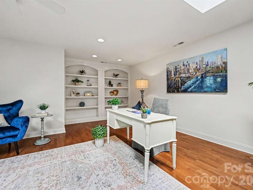 7526 Bluestar Lane, Charlotte, NC 28226.  MLS# CAR4415270, YatesRealty ID 45532. 