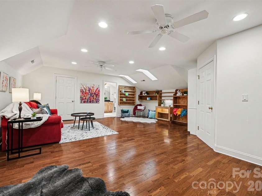 7526 Bluestar Lane, Charlotte, NC 28226.  MLS# CAR4415270, YatesRealty ID 45532. 