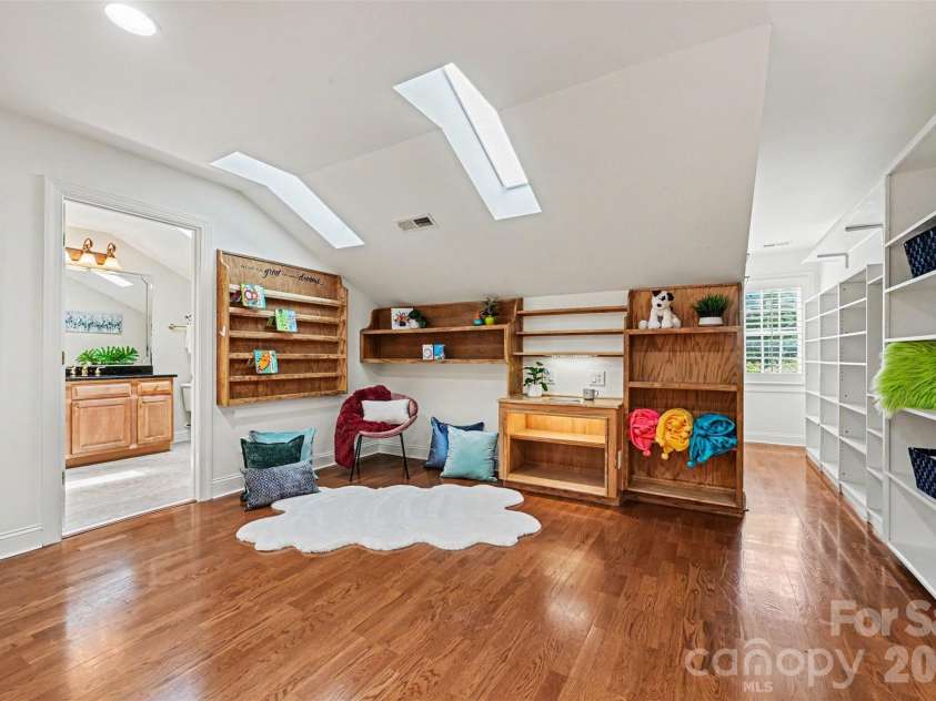 7526 Bluestar Lane, Charlotte, NC 28226.  MLS# CAR4415270, YatesRealty ID 45532. 