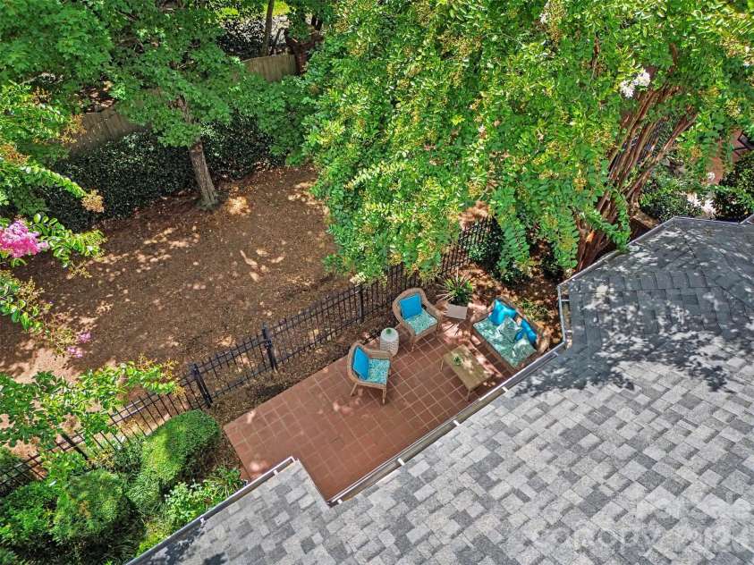 7526 Bluestar Lane, Charlotte, NC 28226.  MLS# CAR4415270, YatesRealty ID 45532. 