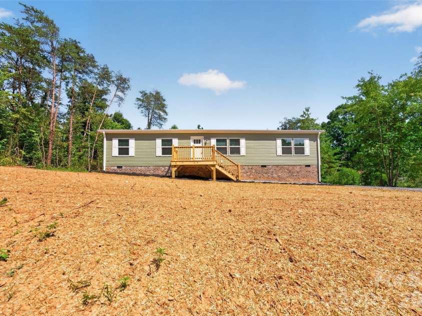 4279 Bivens Drive, Morganton, NC 28655.  MLS# CAR4416527, YatesRealty ID 45533. 