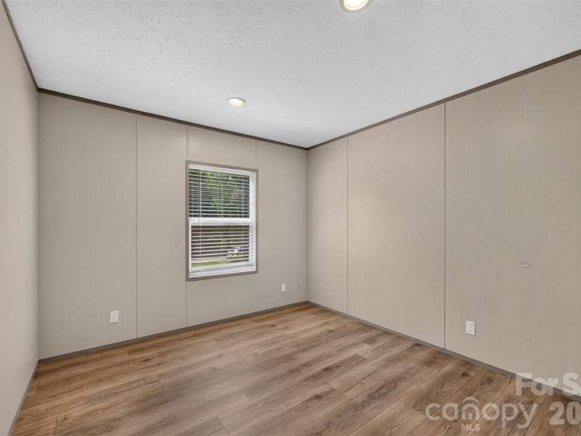 4279 Bivens Drive, Morganton, NC 28655.  MLS# CAR4416527, YatesRealty ID 45533. 