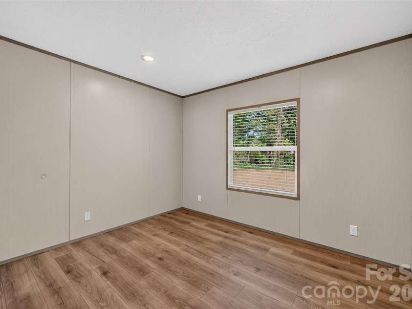 4279 Bivens Drive, Morganton, NC 28655.  MLS# CAR4416527, YatesRealty ID 45533. 