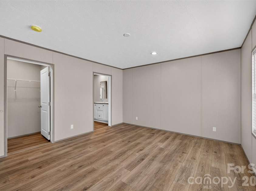4279 Bivens Drive, Morganton, NC 28655.  MLS# CAR4416527, YatesRealty ID 45533. 