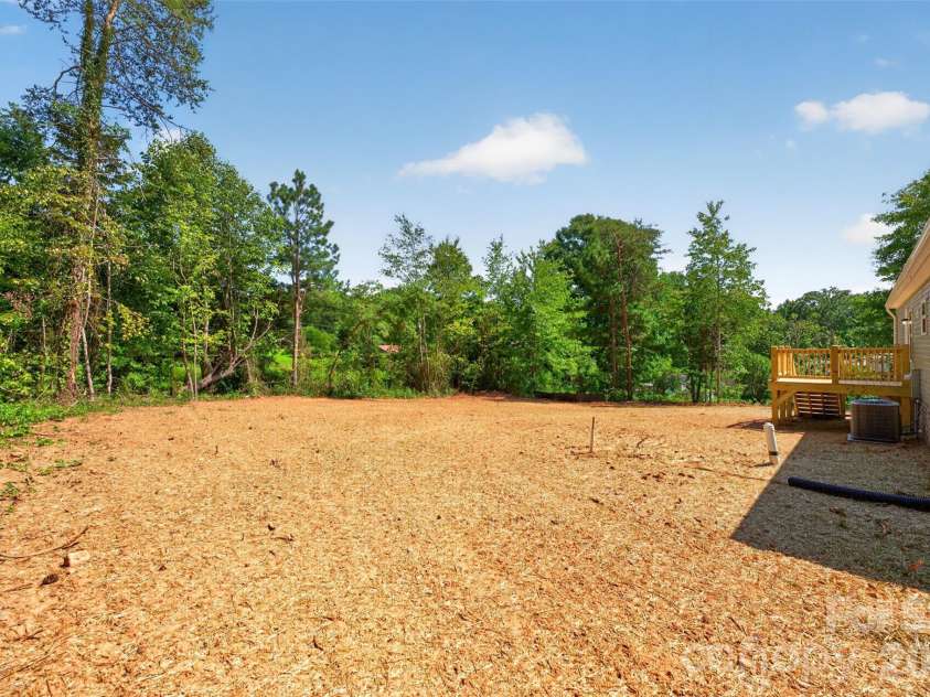 4279 Bivens Drive, Morganton, NC 28655.  MLS# CAR4416527, YatesRealty ID 45533. 