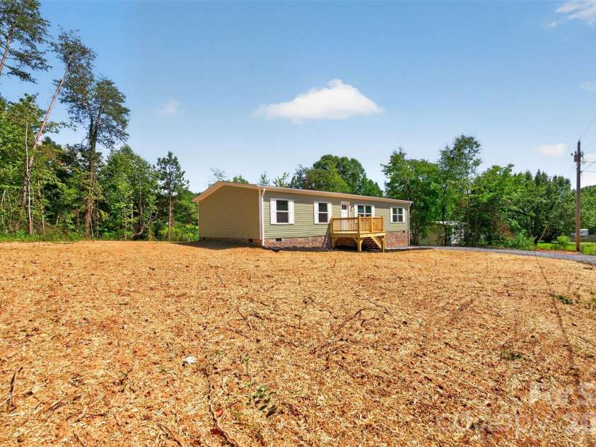 4279 Bivens Drive, Morganton, NC 28655.  MLS# CAR4416527, YatesRealty ID 45533. 