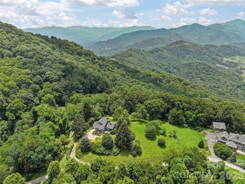 80 Strickland Drive, Waynesville, NC 28785.  MLS# CAR4408965, YatesRealty ID 45534. 
