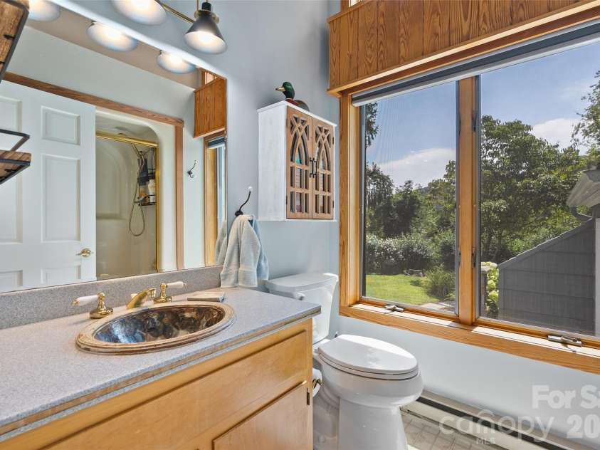 80 Strickland Drive, Waynesville, NC 28785.  MLS# CAR4408965, YatesRealty ID 45534. 