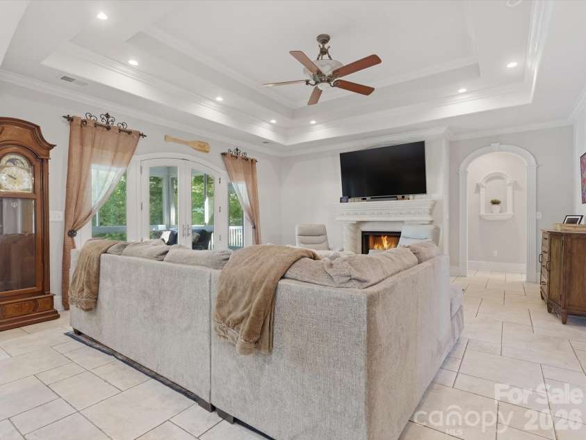 154 Quail Hollow Drive, Kings Mountain, NC 28086.  MLS# CAR4371470, YatesRealty ID 45536. 