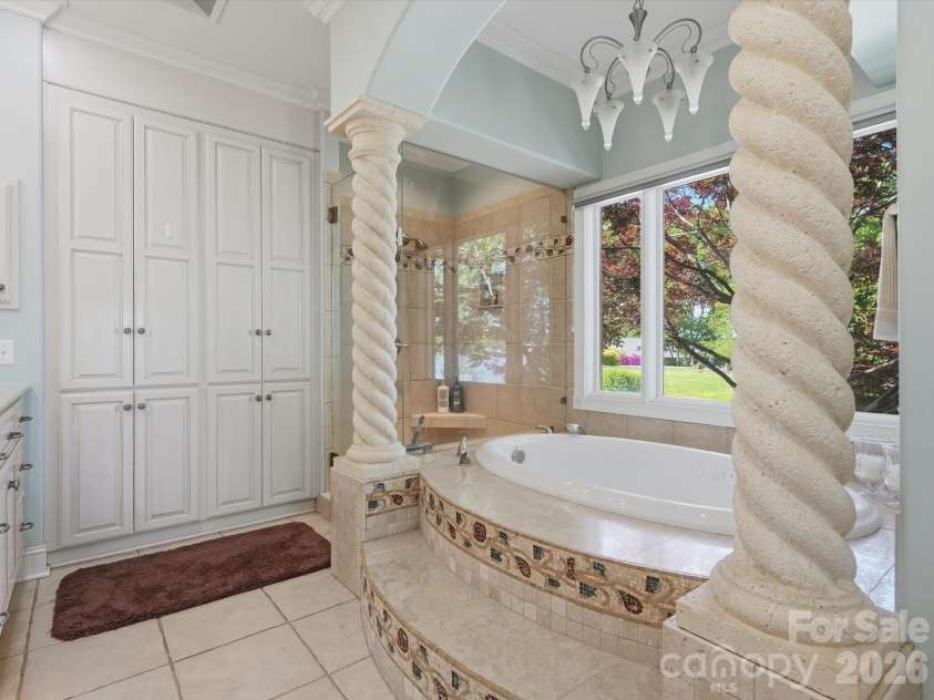 154 Quail Hollow Drive, Kings Mountain, NC 28086.  MLS# CAR4371470, YatesRealty ID 45536. 