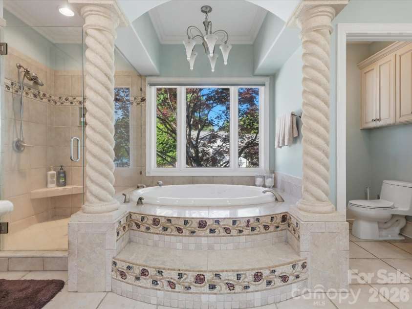 154 Quail Hollow Drive, Kings Mountain, NC 28086.  MLS# CAR4371470, YatesRealty ID 45536. 