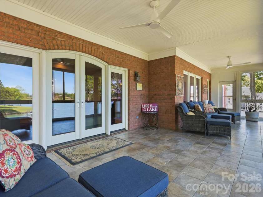 154 Quail Hollow Drive, Kings Mountain, NC 28086.  MLS# CAR4371470, YatesRealty ID 45536. 
