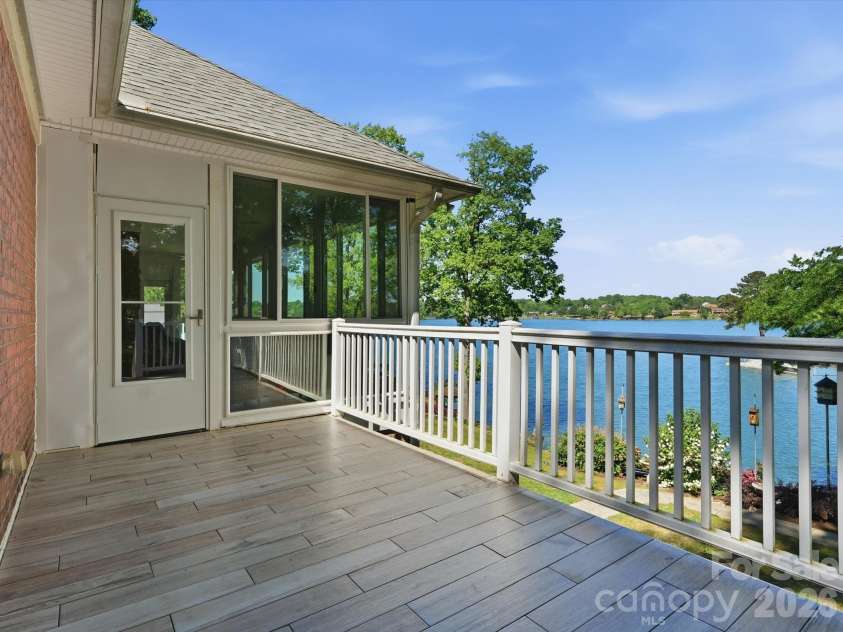 154 Quail Hollow Drive, Kings Mountain, NC 28086.  MLS# CAR4371470, YatesRealty ID 45536. 