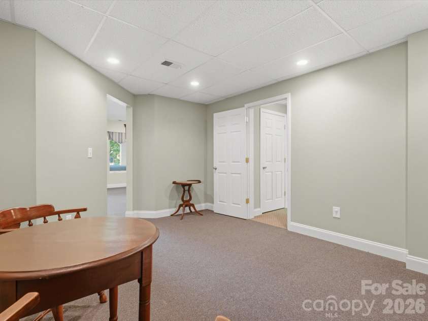 154 Quail Hollow Drive, Kings Mountain, NC 28086.  MLS# CAR4371470, YatesRealty ID 45536. 