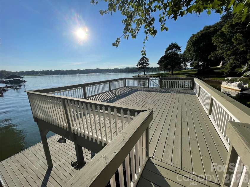 154 Quail Hollow Drive, Kings Mountain, NC 28086.  MLS# CAR4371470, YatesRealty ID 45536. 