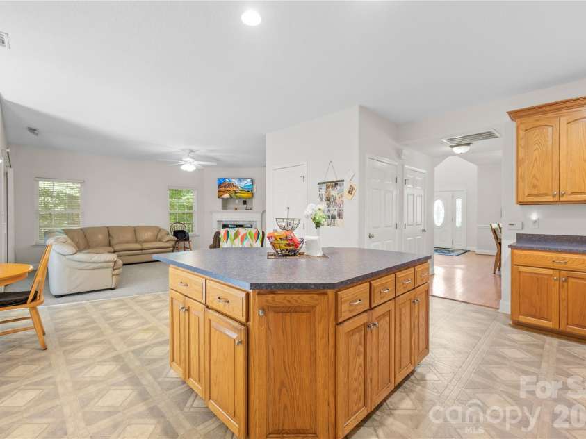 108 Fransher Lane, Mooresville, NC 28117.  MLS# CAR4341795, YatesRealty ID 4554. 