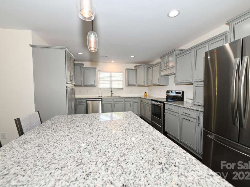 317 Gardner Point Drive, Stony Point, NC 28678.  MLS# CAR4126724, YatesRealty ID 4554. 