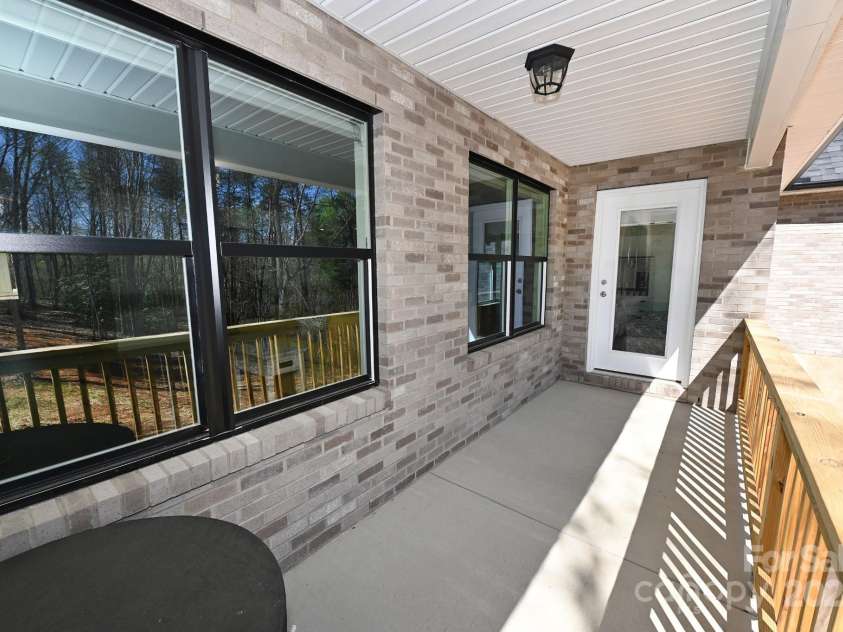 317 Gardner Point Drive, Stony Point, NC 28678.  MLS# CAR4126724, YatesRealty ID 4554. 