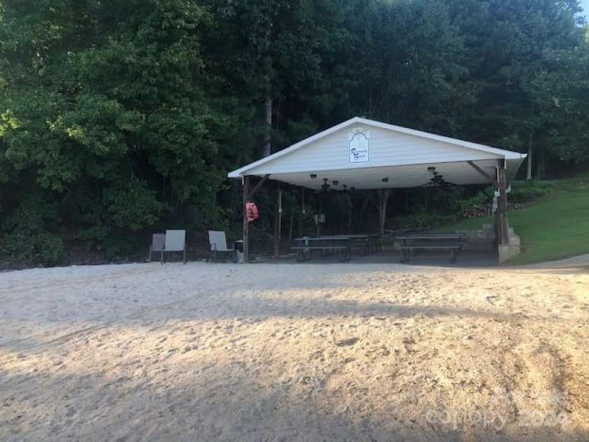 317 Gardner Point Drive, Stony Point, NC 28678.  MLS# CAR4126724, YatesRealty ID 4554. 