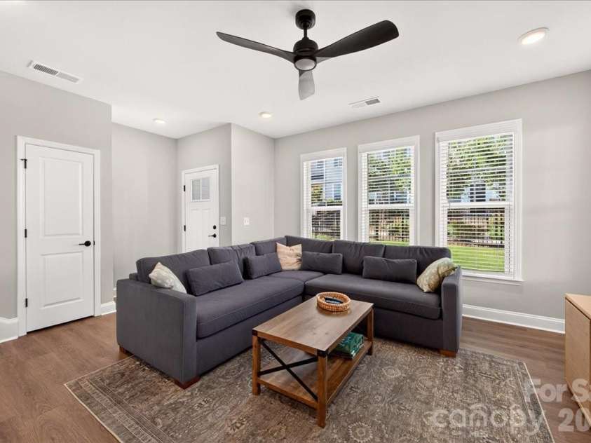 3125 Ada Mill Alley, Charlotte, NC 28205.  MLS# CAR4416001, YatesRealty ID 45540. 
