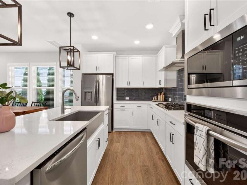 3125 Ada Mill Alley, Charlotte, NC 28205.  MLS# CAR4416001, YatesRealty ID 45540. 