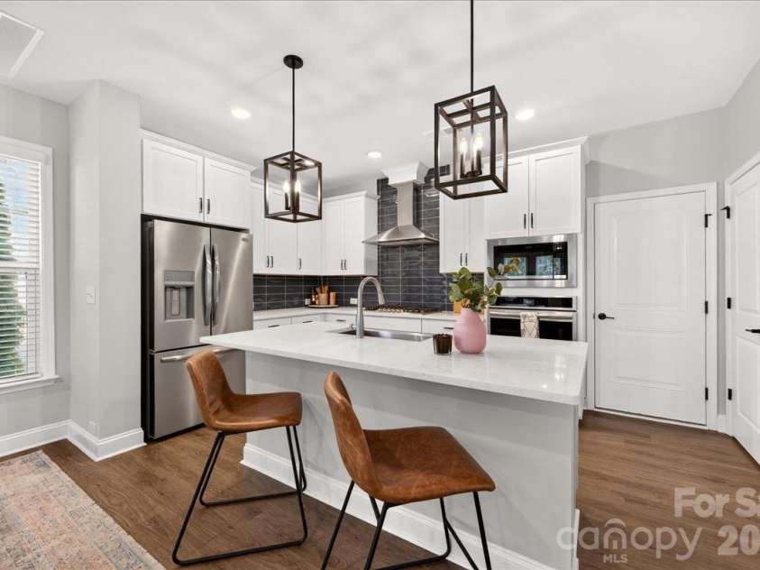 3125 Ada Mill Alley, Charlotte, NC 28205.  MLS# CAR4416001, YatesRealty ID 45540. 
