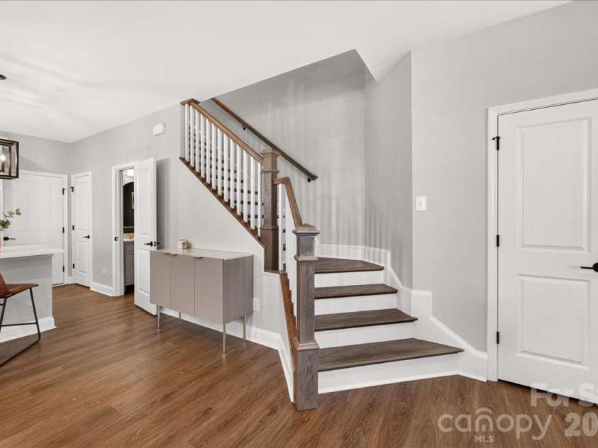3125 Ada Mill Alley, Charlotte, NC 28205.  MLS# CAR4416001, YatesRealty ID 45540. 