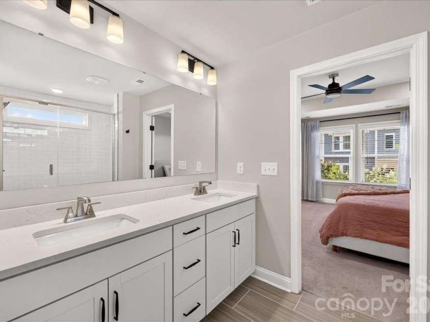 3125 Ada Mill Alley, Charlotte, NC 28205.  MLS# CAR4416001, YatesRealty ID 45540. 