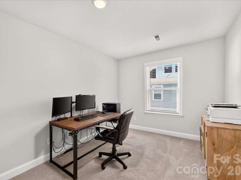 3125 Ada Mill Alley, Charlotte, NC 28205.  MLS# CAR4416001, YatesRealty ID 45540. 