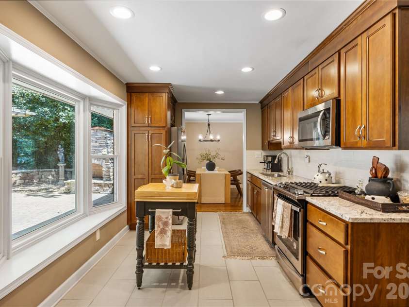 213 Dogwood Drive, Mount Holly, NC 28120.  MLS# CAR4416492, YatesRealty ID 45542. 