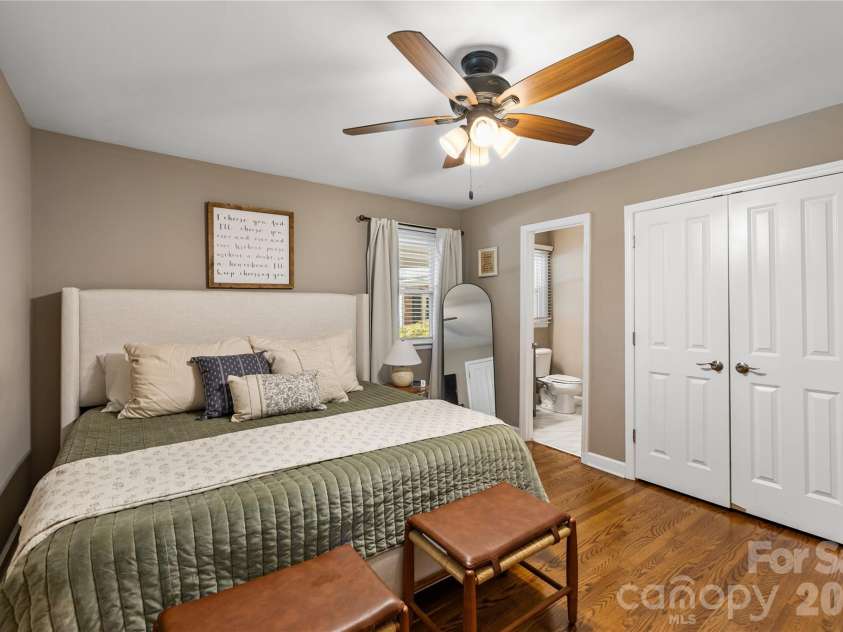 213 Dogwood Drive, Mount Holly, NC 28120.  MLS# CAR4416492, YatesRealty ID 45542. 