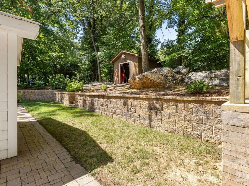 213 Dogwood Drive, Mount Holly, NC 28120.  MLS# CAR4416492, YatesRealty ID 45542. 
