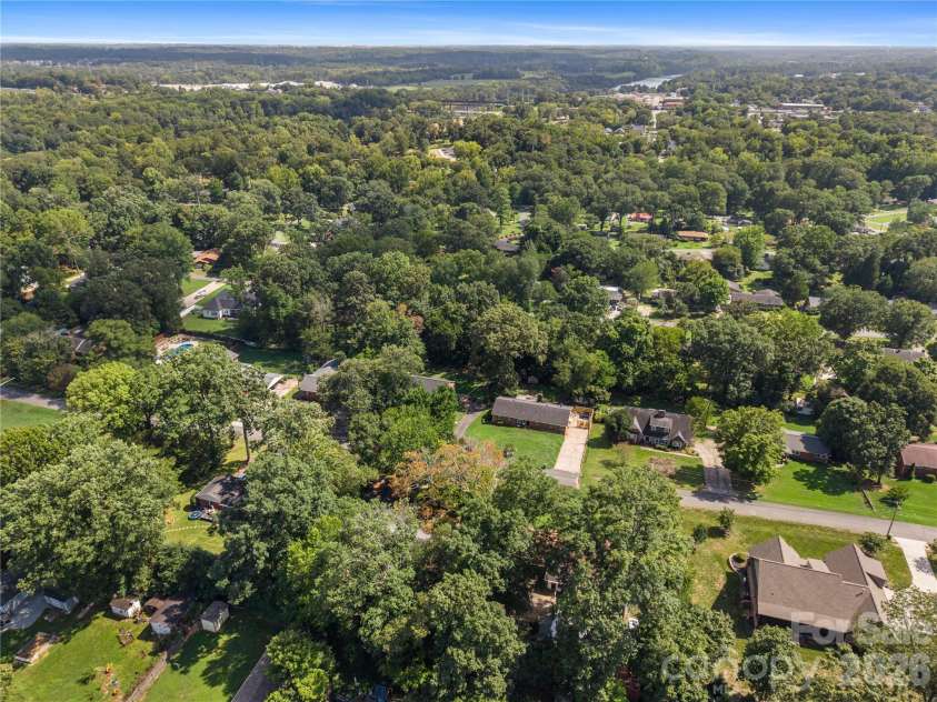 213 Dogwood Drive, Mount Holly, NC 28120.  MLS# CAR4416492, YatesRealty ID 45542. 