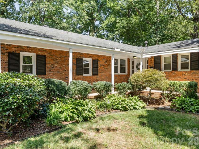 213 Dogwood Drive, Mount Holly, NC 28120.  MLS# CAR4416492, YatesRealty ID 45542. 