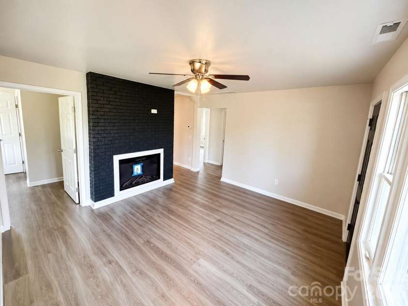 302 Myrtle School Road, Gastonia, NC 28052.  MLS# CAR4416355, YatesRealty ID 45543. 