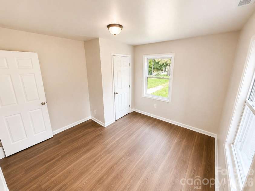 302 Myrtle School Road, Gastonia, NC 28052.  MLS# CAR4416355, YatesRealty ID 45543. 