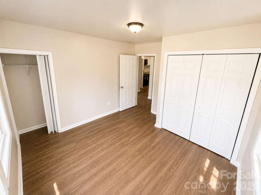 302 Myrtle School Road, Gastonia, NC 28052.  MLS# CAR4416355, YatesRealty ID 45543. 