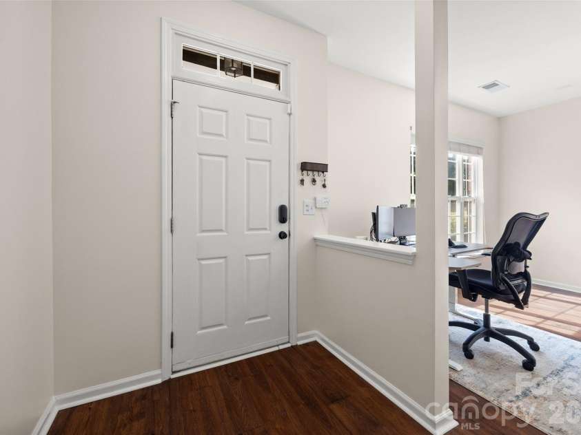 9700 Kings Parade Boulevard, Charlotte, NC 28273.  MLS# CAR4407631, YatesRealty ID 45544. 
