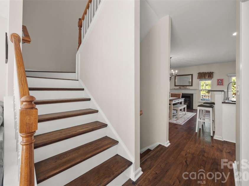 9700 Kings Parade Boulevard, Charlotte, NC 28273.  MLS# CAR4407631, YatesRealty ID 45544. 