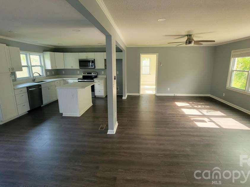 228 Tot Dellinger Road, Cherryville, NC 28021.  MLS# CAR4415629, YatesRealty ID 45545. 