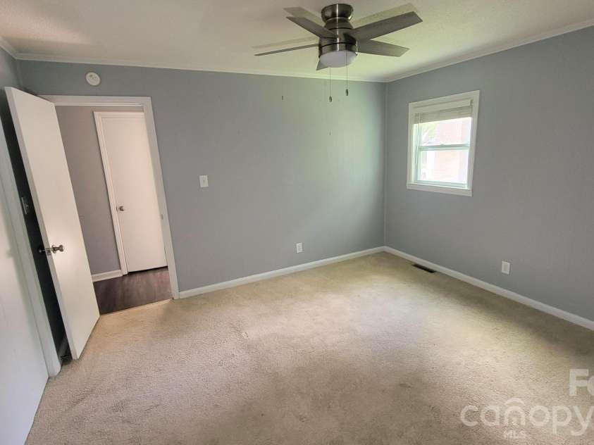 228 Tot Dellinger Road, Cherryville, NC 28021.  MLS# CAR4415629, YatesRealty ID 45545. 