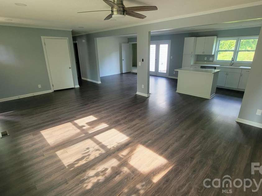 228 Tot Dellinger Road, Cherryville, NC 28021.  MLS# CAR4415629, YatesRealty ID 45545. 