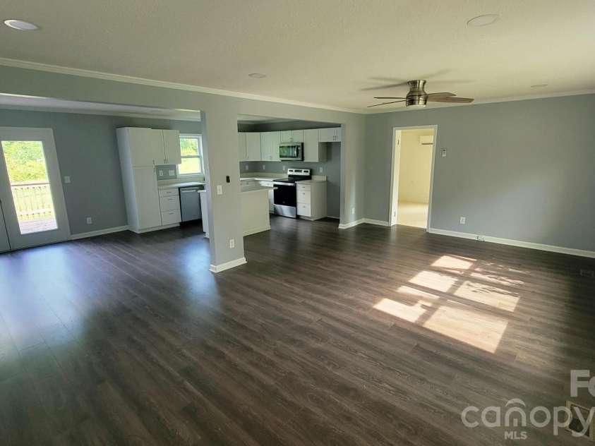 228 Tot Dellinger Road, Cherryville, NC 28021.  MLS# CAR4415629, YatesRealty ID 45545. 