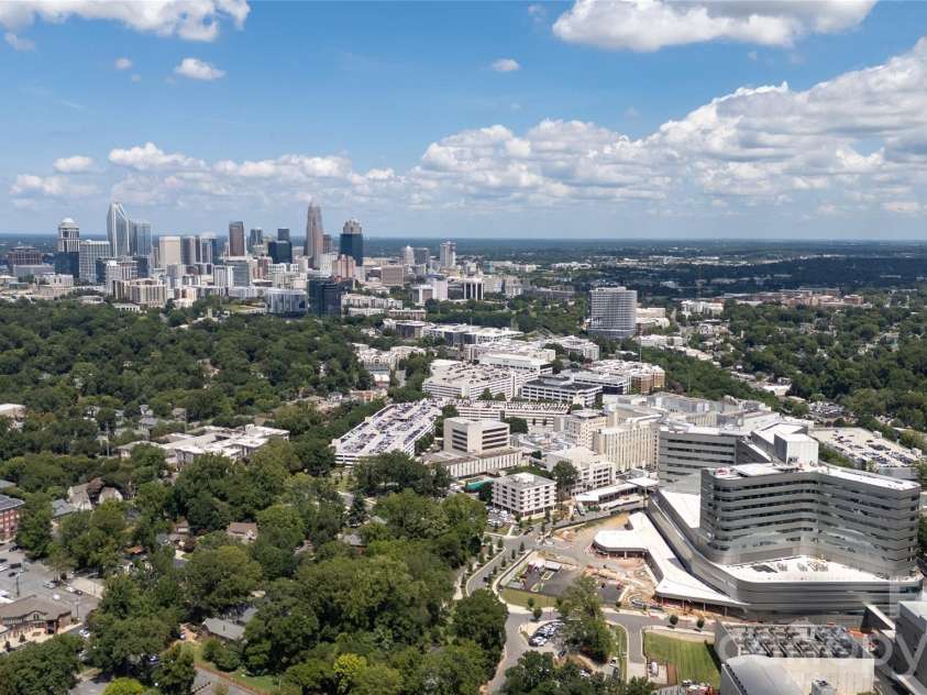 1825 Lombardy Circle, Charlotte, NC 28203.  MLS# CAR4407223, YatesRealty ID 45549. 