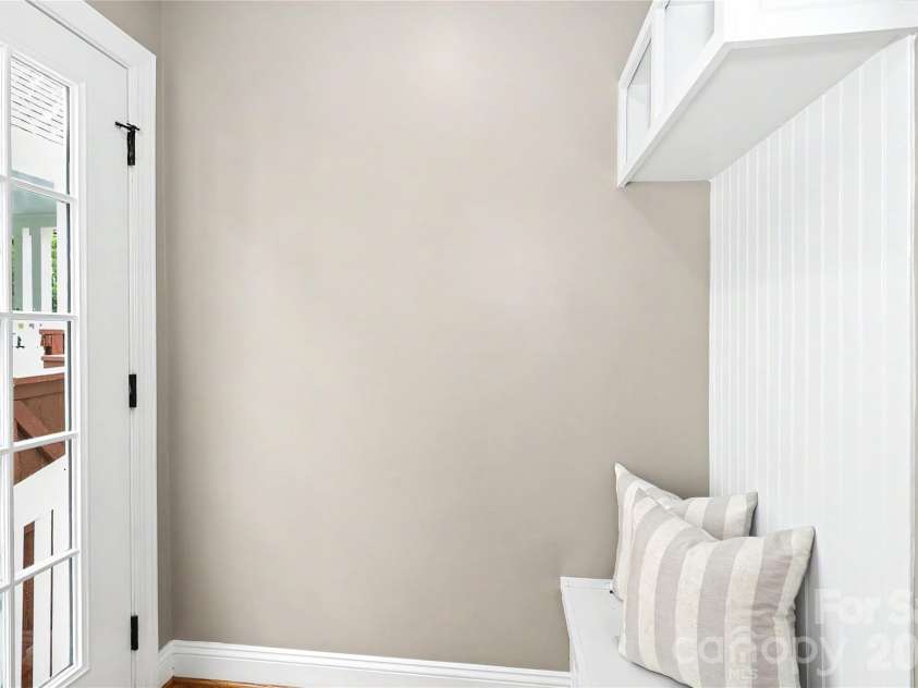 1825 Lombardy Circle, Charlotte, NC 28203.  MLS# CAR4407223, YatesRealty ID 45549. 