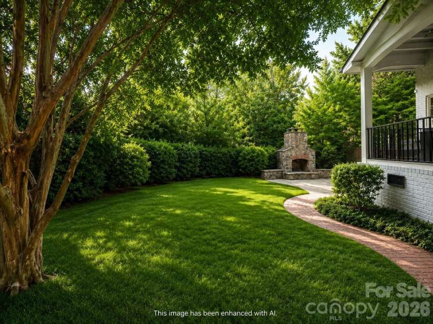 1825 Lombardy Circle, Charlotte, NC 28203.  MLS# CAR4407223, YatesRealty ID 45549. 
