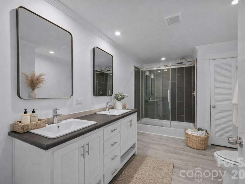 13190 Old Beatty Ford Road, Rockwell, NC 28138.  MLS# CAR4345733, YatesRealty ID 4555. 